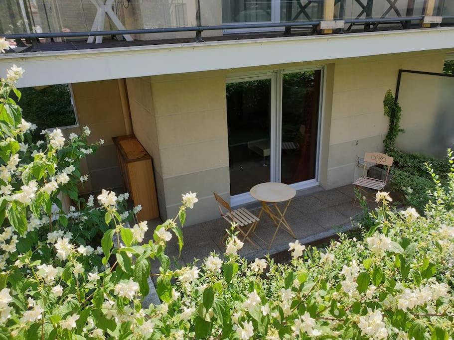 Ferienwohnung 62 M2 Rez De Jardin, Terrasse , 6 Lits Et Parking Annecy Exterior foto