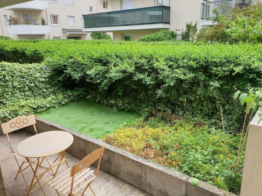 Ferienwohnung 62 M2 Rez De Jardin, Terrasse , 6 Lits Et Parking Annecy Exterior foto